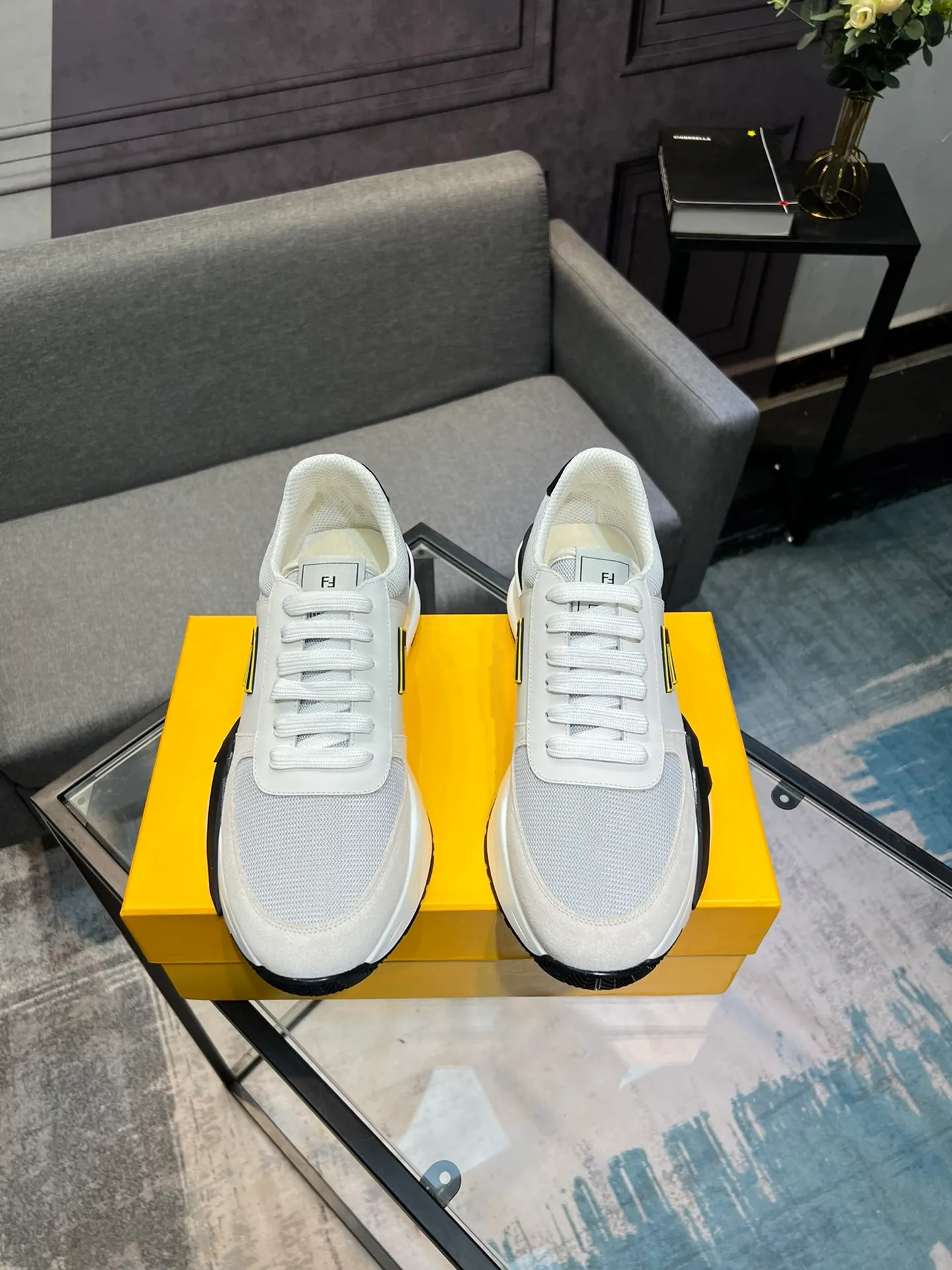 Men's shoes 💰540 FENDI men's fashionable casual shoes 👟Hot sale🔥 Official website 1:1 replica ⬆️Original quality - original leather - original breathable mesh lining original outsole 1:1 replica, code number 38-44 (45-46 customized)
